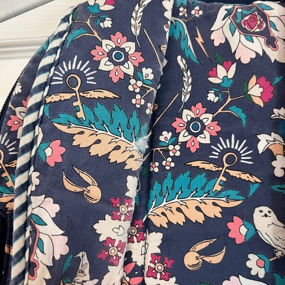 Vera Bradley Harry Potter Home To Hogwarts Campus Large Backpack Book Bag - Picture 7 of 11